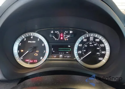 2014 Nissan Sentra Sl z USA, uszkodzony, nr VIN 3N1AB7AP4EY306833